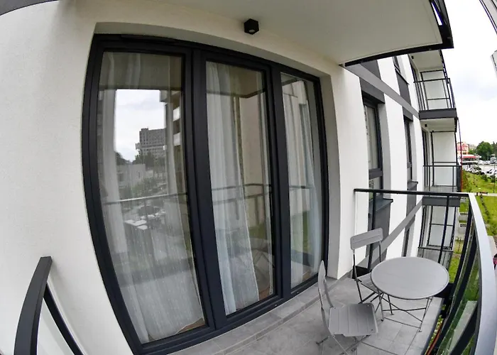 Elegant Two-Room Apartment, Sleeps 4, Near Turon Arena, Balcony ,Air Condition
